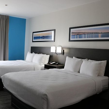 Quality Inn & Suites Buda Buitenkant foto