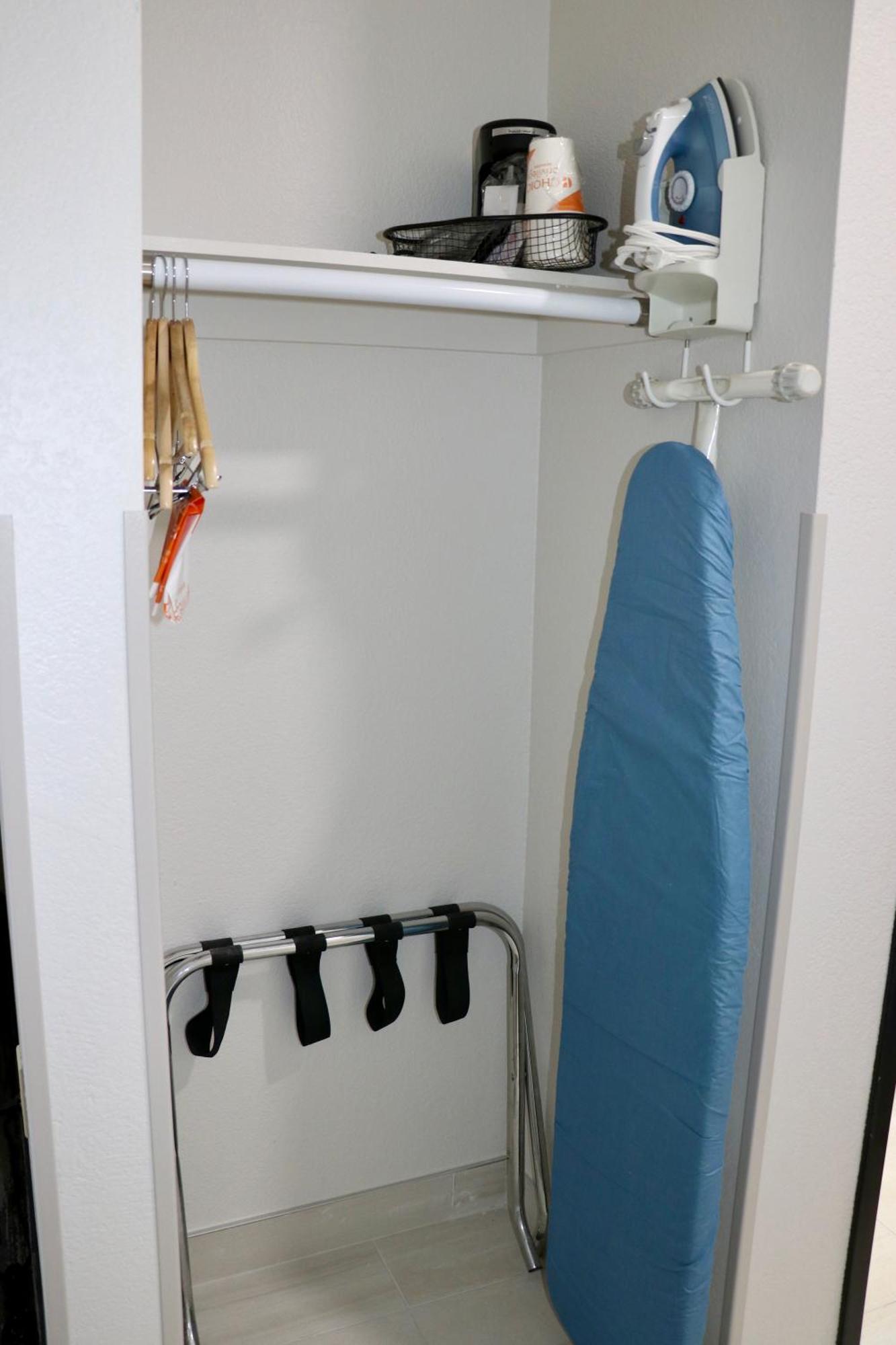 Quality Inn & Suites Buda Buitenkant foto